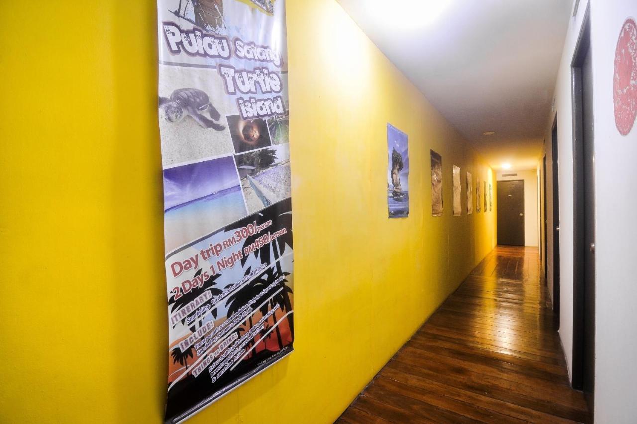 Spot On 89886 Backpacker'S Stay Services Kuching Exterior photo